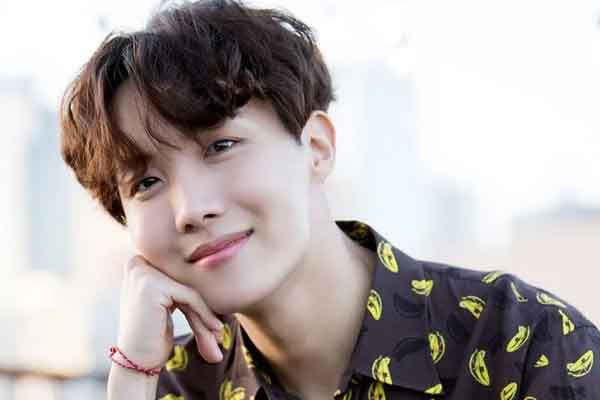 J-Hope ra mắt phim tài liệu mang tên ‘j-hope in the box’