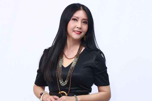 Danh ca Họa Mi hé lộ cuộc sống ở tuổi 67