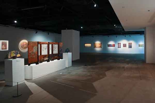 VCCA mở cửa triển lãm ‘Sợi kết nối’