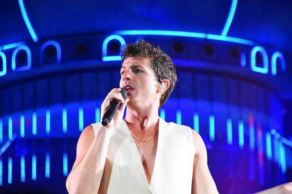 Những bí mật hậu trường chưa từng tiết lộ của siêu đại nhạc hội 8Wonder