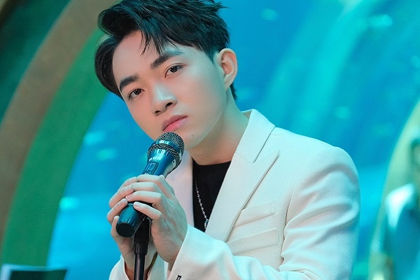 Ca sĩ Trung Quang tung sản phẩm tự sáng tác và phản ứng bất ngờ của khán giả