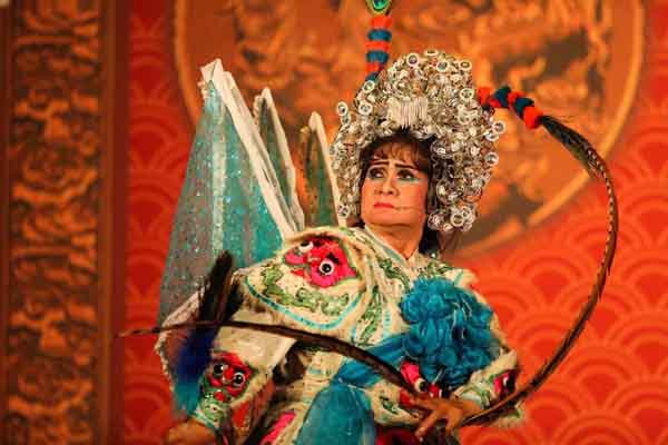 NSƯT Ngọc Khanh: Có con nước nào chảy ngược dòng sông