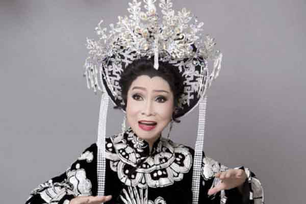 ‘Thái hậu Dương Vân Nga’ Bạch Tuyết – Xứng danh ‘Cải lương chi bảo’