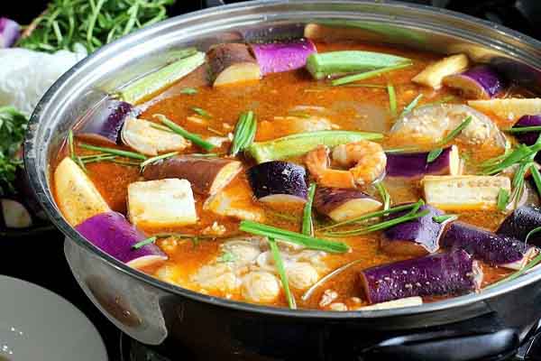 Cua Năm Căn, Lẩu mắm U Minh lọt vào top 100 món ăn đặc sản Việt Nam