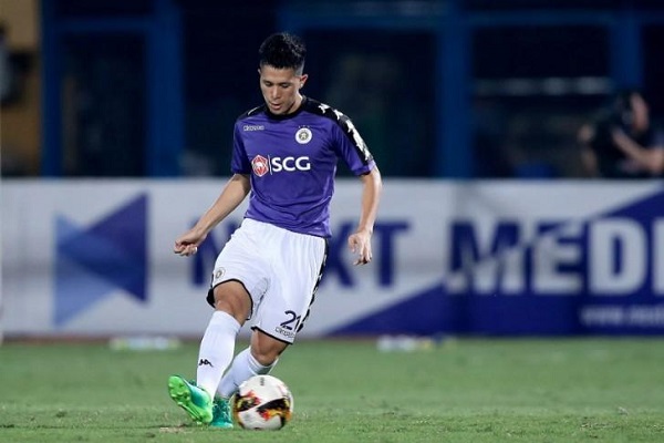 Tái phát chấn thương, Đình Trọng phải xét nghiệm COVID-19 để tập phục hồi