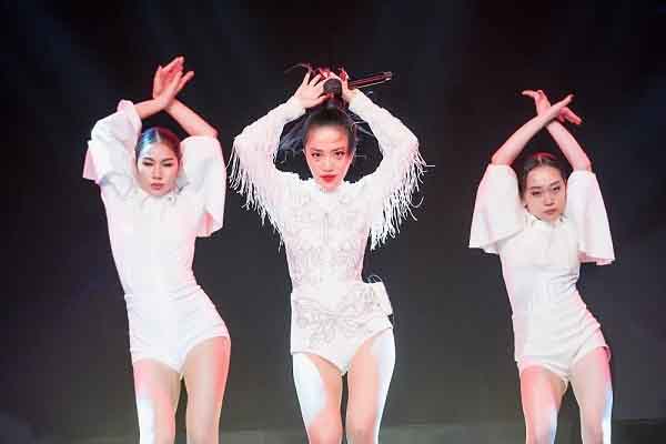 Dàn nghệ sĩ Gen Z tài sẽ bùng nổ trong sự kiện chào năm mới 2022