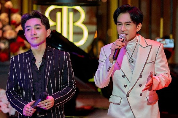 Đan Trường – Trung Quang tham gia biểu diễn gây quỹ từ thiện ở Berlin