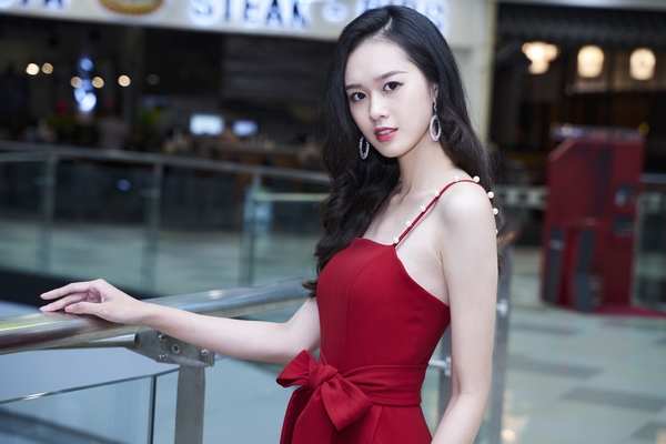 Diễn viên Quỳnh Anh: ‘Danh xưng ‘bình hoa di động’ không phù hợp với mình’