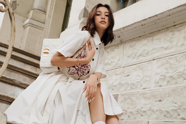 ‘Soi’ gu thời trang của Hoa hậu có gương mặt đẹp nhất Việt Nam 