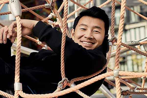 Những ngôi sao làm nghề ít ai ngờ trước khi nổi danh ở Hollywood