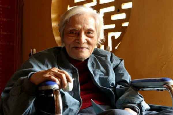 Hoàng Cầm, đi về phía rạng đông