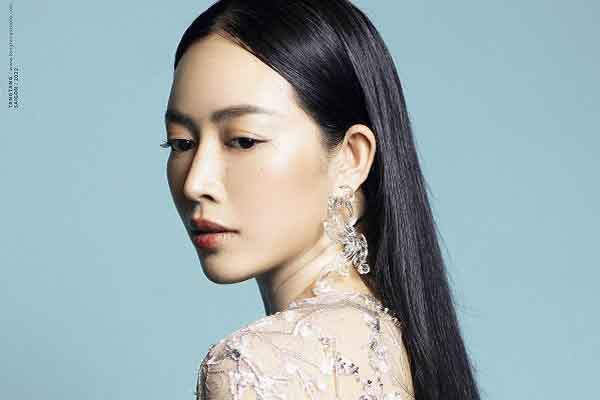 Mai Thanh Hà khoe mái tóc hơn 20 năm không uốn nhuộm