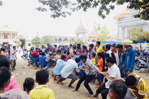 Đồng bào Khmer ăn tết Việt thế nào?