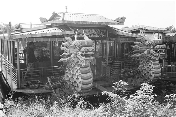 TT- Huế: Các chủ thuyền rồng chật vật mưu sinh