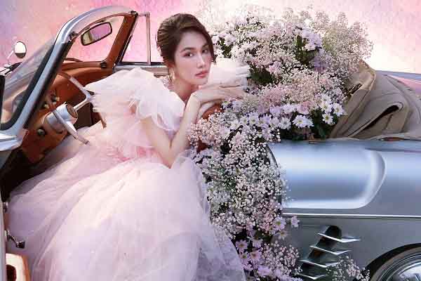 Á hậu Phương Anh khoe nhan sắc kiêu sa trước thềm ‘Miss International 2022’