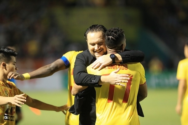 ‘Quái kiệt’ Velizar Popov và hành trình 9 tháng nâng tầm CLB Thanh Hóa