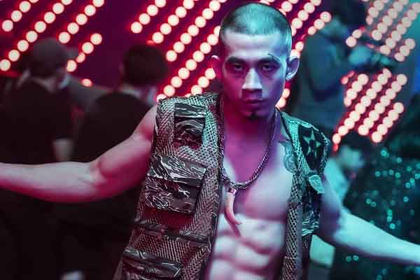 Tèo ‘mặt sẹo’ 6 múi khiến cộng đồng mạng ‘dậy sóng’ trong ‘Thanh Sói’ là ai?