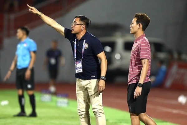 HLV Nguyễn Đức Thắng chia tay CLB Bình Định, chốt tương lai Văn Lâm