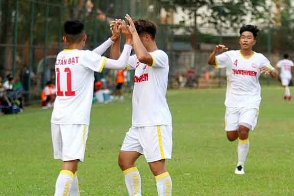 Quốc Việt lập hat-trick, đội quân thầy ‘Giôm’ đại thắng Khánh Hòa trận mở màn