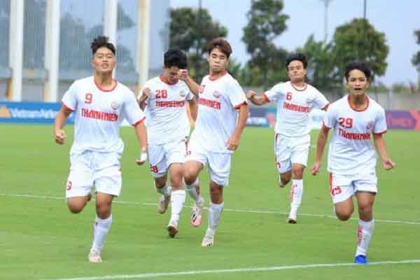 Bán kết U.19 Quốc gia 2022: Thành bại tại ngôi sao