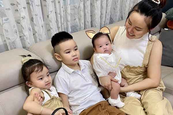 Vy Oanh khoe con gái sở hữu gương mặt thiên thần