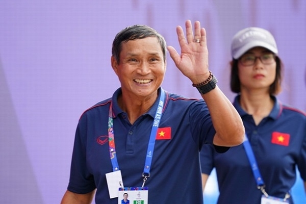 Đỉnh cao World Cup chờ ‘vị tướng già’ Mai Đức Chung