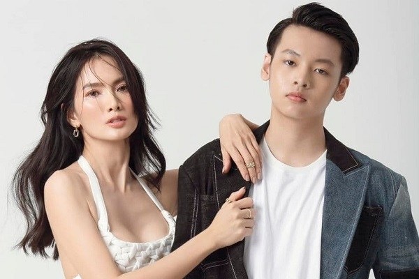 Quý tử nhà Anh Thư dậy thì ngoạn mục ra sao?