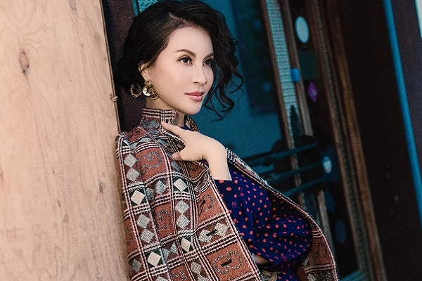 MC Thanh Mai khoe nhan sắc rạng ngời ở Mỹ