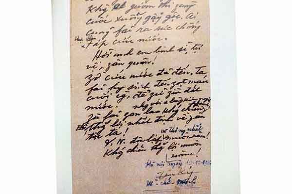 Chiêm ngưỡng 5 bảo vật quốc gia – tác phẩm của Chủ tịch Hồ Chí Minh