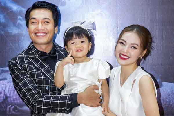 Quang Tuấn: ‘Tiền thù lao của tôi vào thẳng tài khoản vợ’