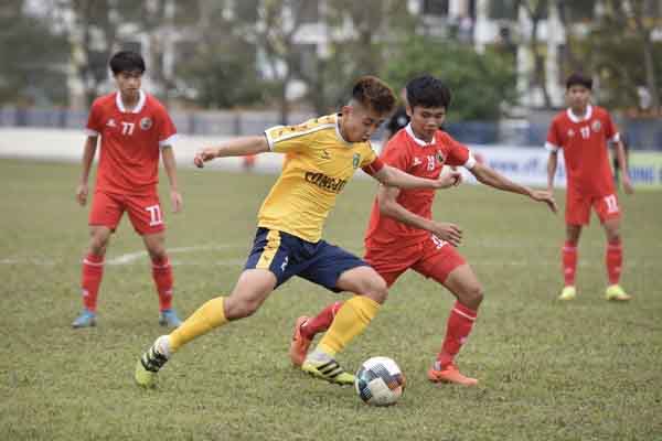 Giải U.19 quốc gia: Viettel sớm vào vòng chung kết, Học viện Nutifood khởi đầu trầy trật