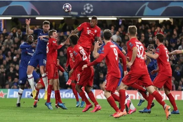 Ngoại hạng Anh có thể trở lại với quy định lạ: Cầu thủ bị cấm sex, khạc nhổ nhận thẻ vàng