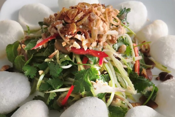 Ăn thuốc sống khỏe (kỳ 11): Thanh mát gỏi bí đao