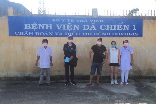 Truy tìm 2 người trong diện theo dõi COVID-19 trốn khỏi bệnh viện dã chiến