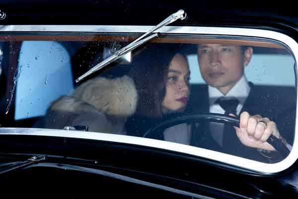 Diễm My 6x – ‘Nữ hoàng ảnh lịch’ thách thức thời gian