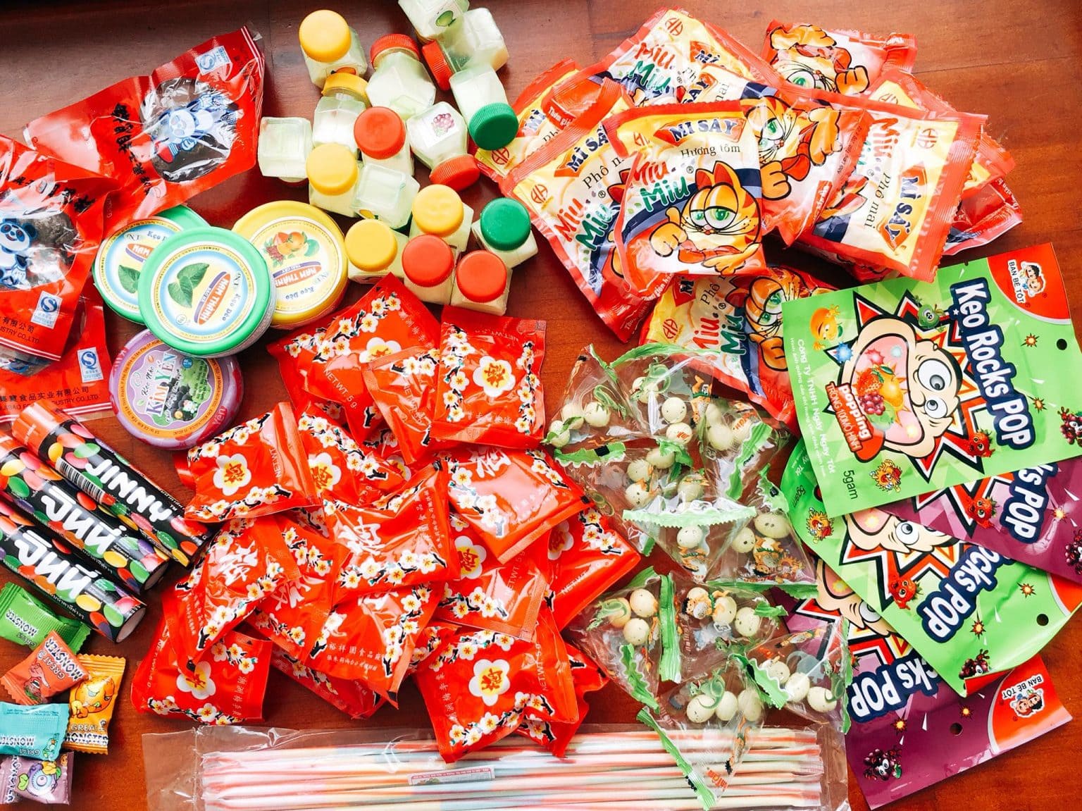 Nhung Nhớ Bánh Kẹo Xưa