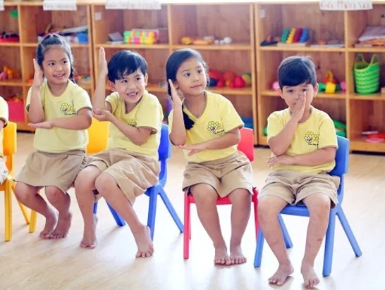 Thời Corona, làm gì để giúp các con không sợ hãi?