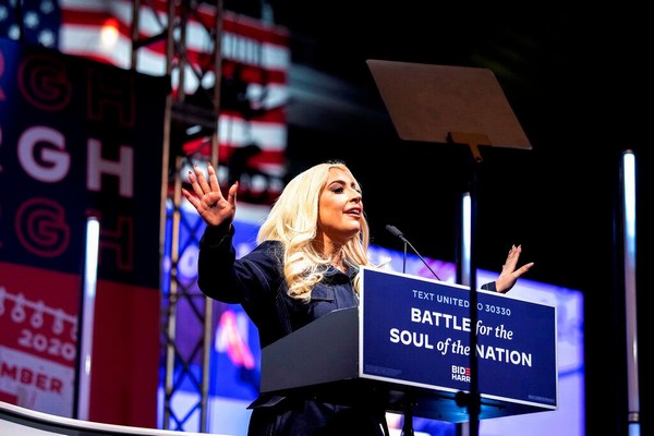 Lady Gaga kêu gọi bỏ phiếu cho Joe Biden