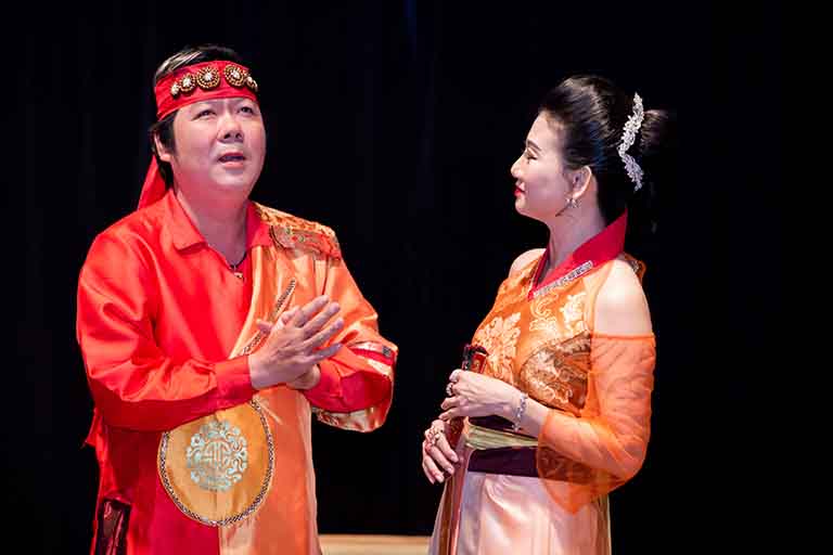 ‘Công lý như mặt trời’: Ván cờ người cười ra nước mắt