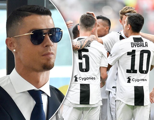 Juventus công khai, ‘bom tấn’ Ronaldo chính thức nổ