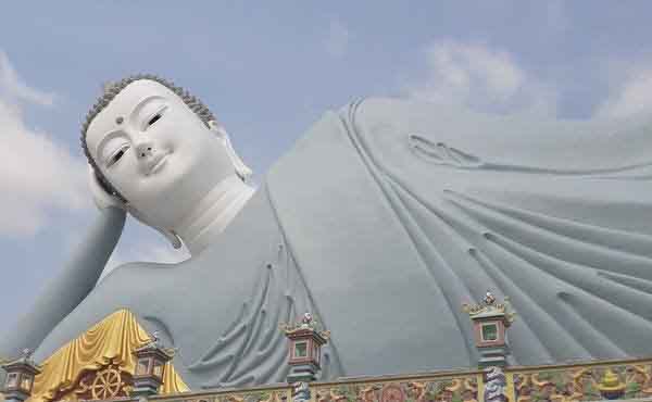 Đầu xuân, thăm ngôi chùa có tượng Phật nằm lớn nhất Việt Nam