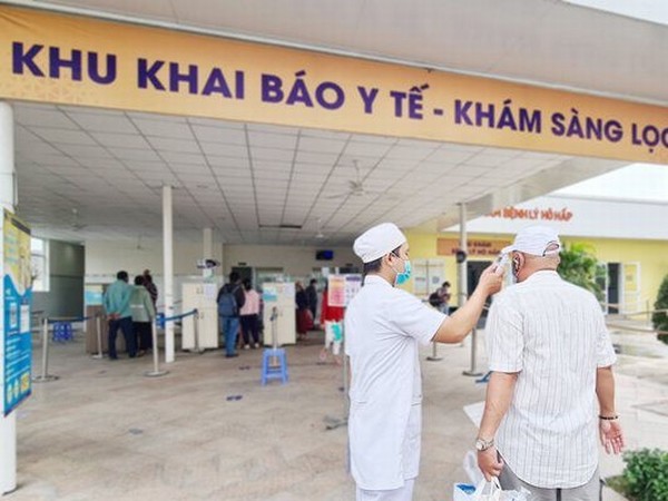 Ba người phụ nữ ở Đồng Tháp được 1 bệnh viện ở Vĩnh Long phát hiện dương tính SARS-CoV-2