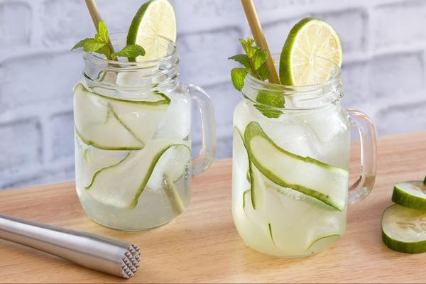 6 công thức detox của các mỹ nhân nổi tiếng để có ngay chiếc eo thon