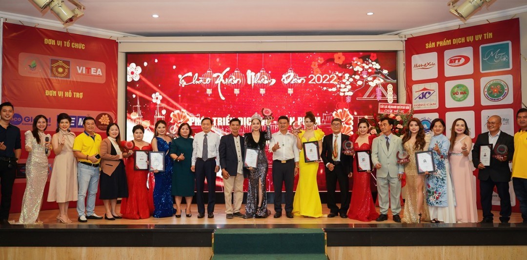 Gala Chào xuân Nhâm Dần 2022: Vinh danh doanh nghiệp – doanh nhân tiêu biểu