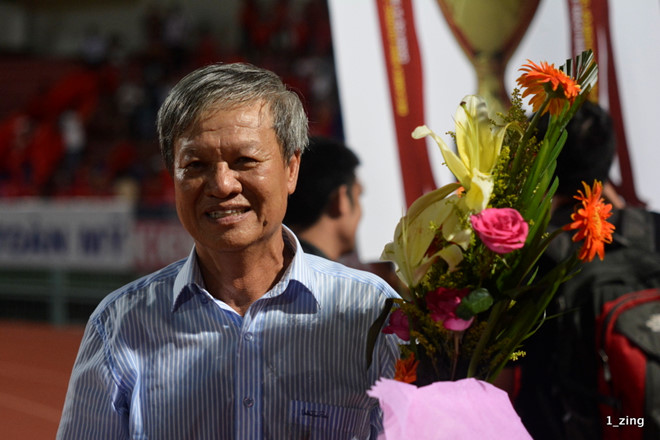 HLV nào có thể phá kỷ lục vô địch V.League của ông Hải “lơ”?