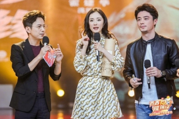 Dương Mịch và chồng Lâm Tâm Như tình tứ sánh vai giữa tin đồn ngoại tình