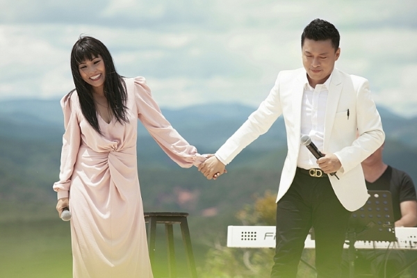 Ca sĩ Phương Thanh tiên đoán chuyện Lam Trường ‘trễ hẹn’ trên sóng