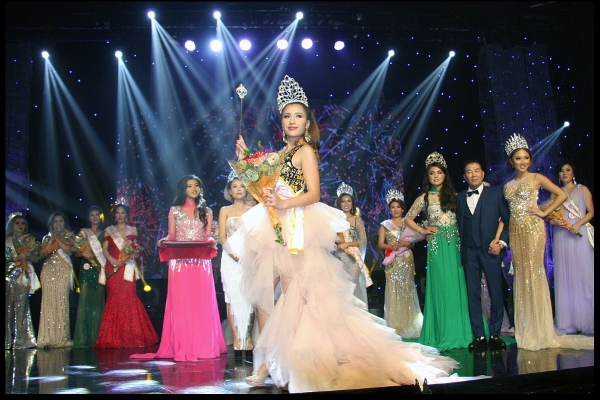 Ngân Ngô đăng quang Hoa hậu Việt Nam toàn cầu 2019