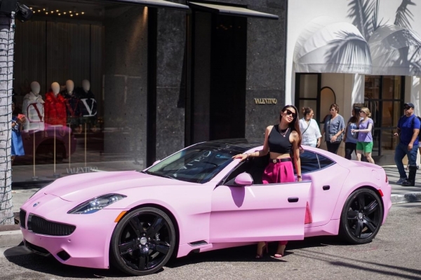 Phạm Hương ‘lấn sân’ điện ảnh