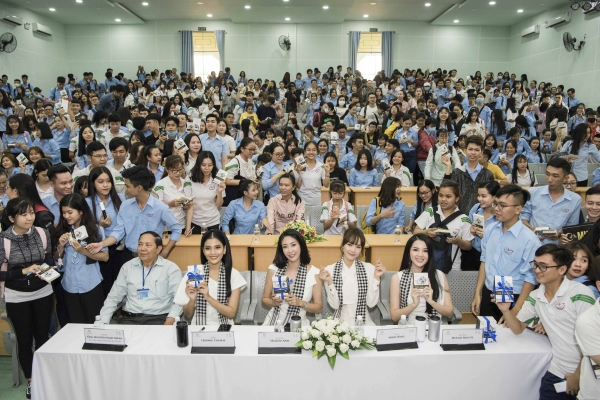 Hoa hậu Hà Kiều Anh: Điều quý giá nhất trên đời là tri thức